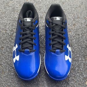 Boys Under armour cleats